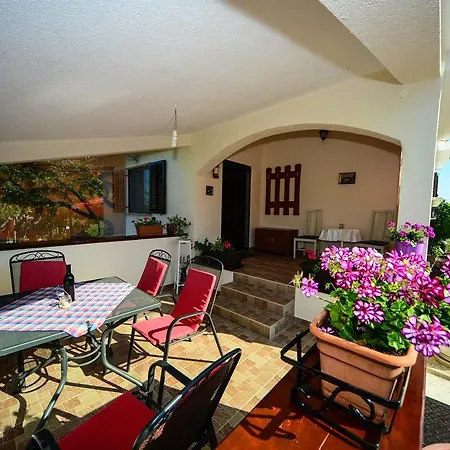 Angelina Apartment *